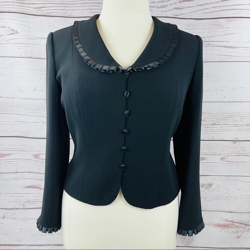 Donna Morgan black ruffle ribbon accent